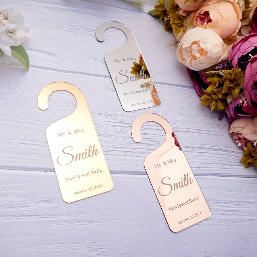 Personalized Mirror Acrylic Door Hanger – Custom Mr. & Mrs. Suite Sign | Wedding Newlywed Room Decor | Elegant Mirror Finish