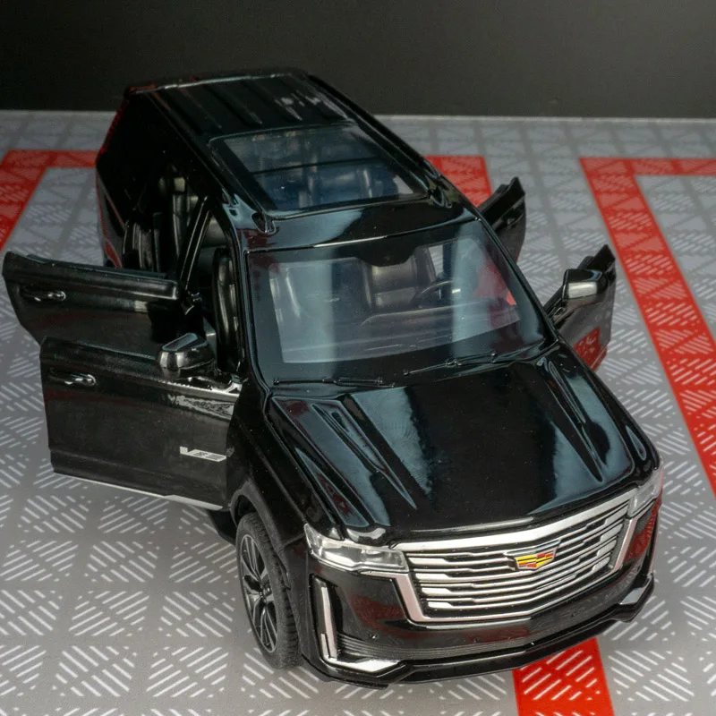 1:32 Cadillac Escalade aleación SUV vehículo todoterreno modelo puertas de coche y capó del motor, el maletero se puede abrir mano de obra fina