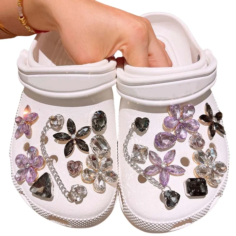New Fashion Rhinestone Flower  Bling Shoe Charms Set Diy Sandals Hole Garden Shoes For Adults Xmas Halloween Birthday Party Gift