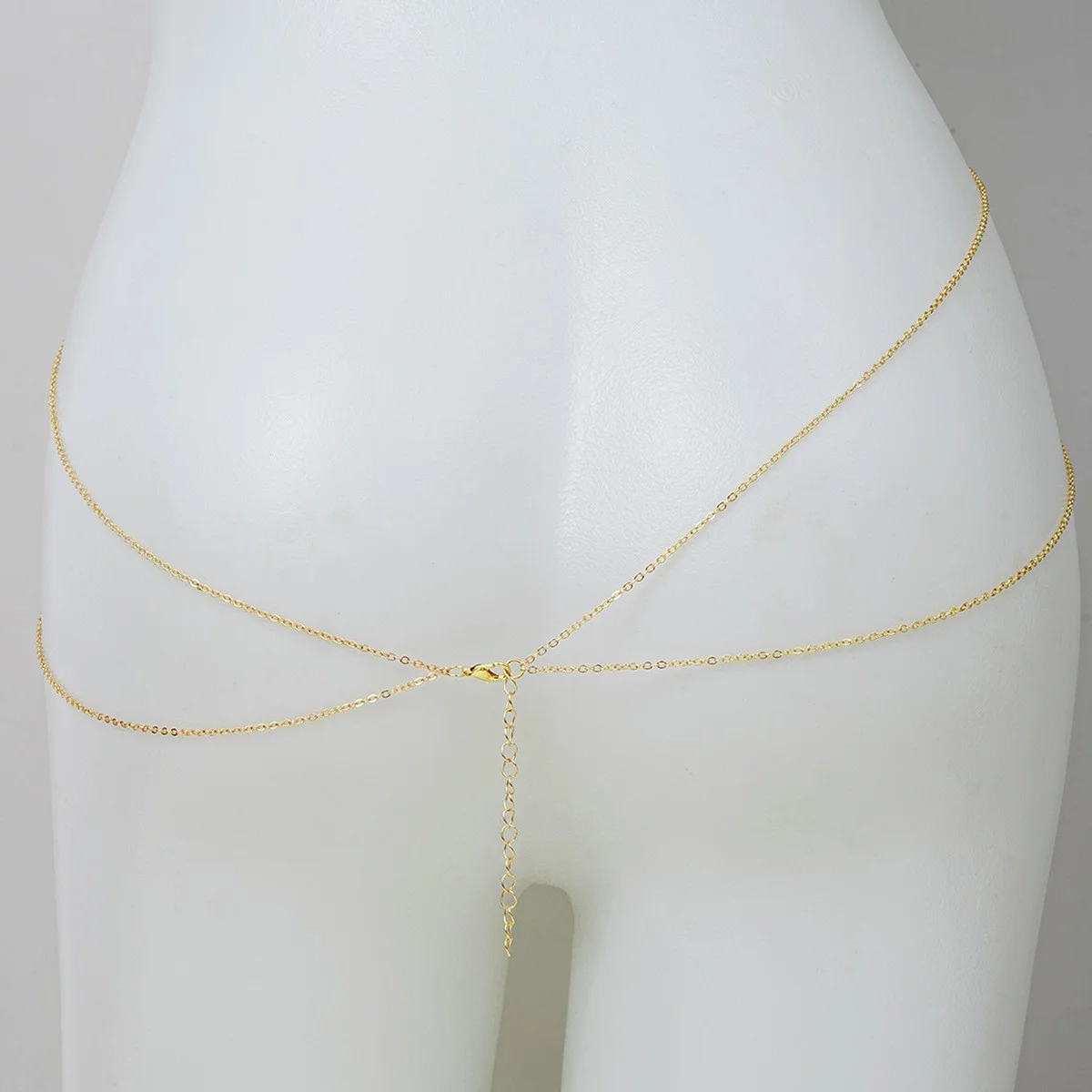 1 سلسلة صدر من سبيكة مزدوجة الطبقات مثيرة وعصرية مناسبة للارتداء اليومي في الحفلات والتجمعات