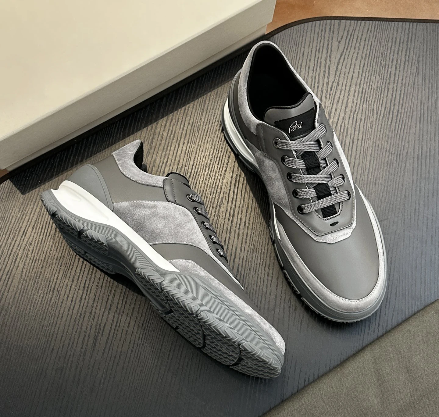 

BLSK CPRT Shoes Cowhide 2025 new fashion casual sports genuine leather lace high quality comfort Men‘s European big size 38-46