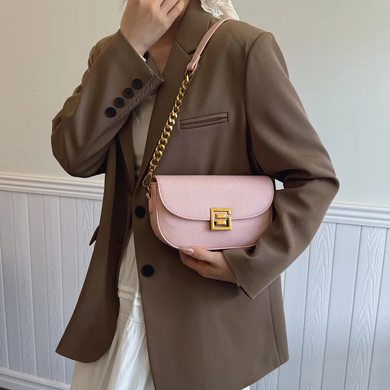 

2025 New! Women's Versatile Stylish Bag - Underarm/Shoulder, High - End Sense，Small Square & Saddle, Chain Strap