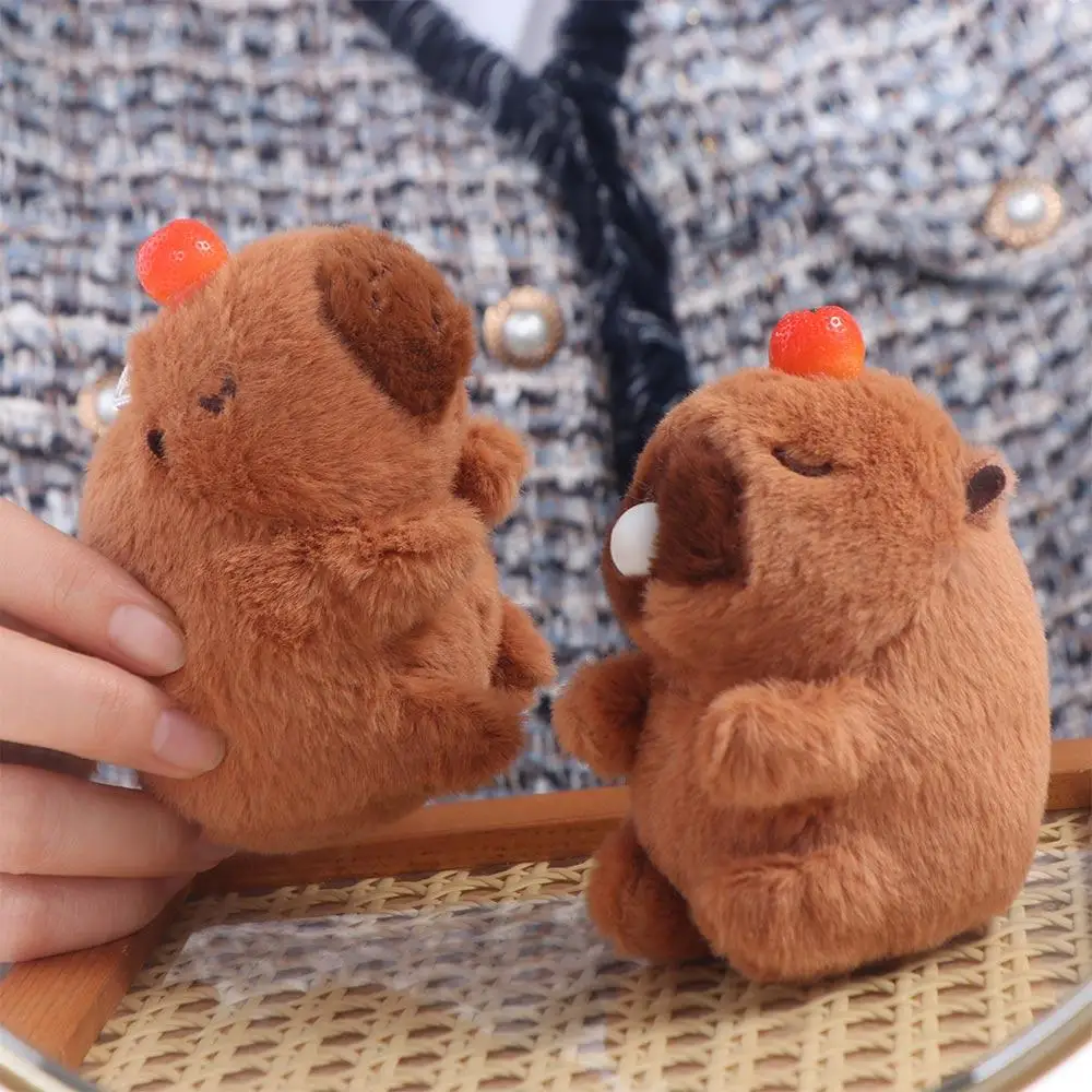 Wagging cauda de pelúcia capivara cauda balançando chaveiro brinquedo animal dos desenhos animados wag sua cauda brinquedo boneca de pelúcia capivara animal de pelúcia