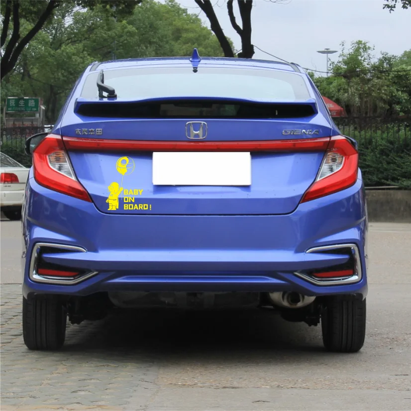 رائد الفضاء الطفل على متن الإبداعية سيارة ملصق نمط السيارات الوفير الملحقات الخارجية شارات الفينيل