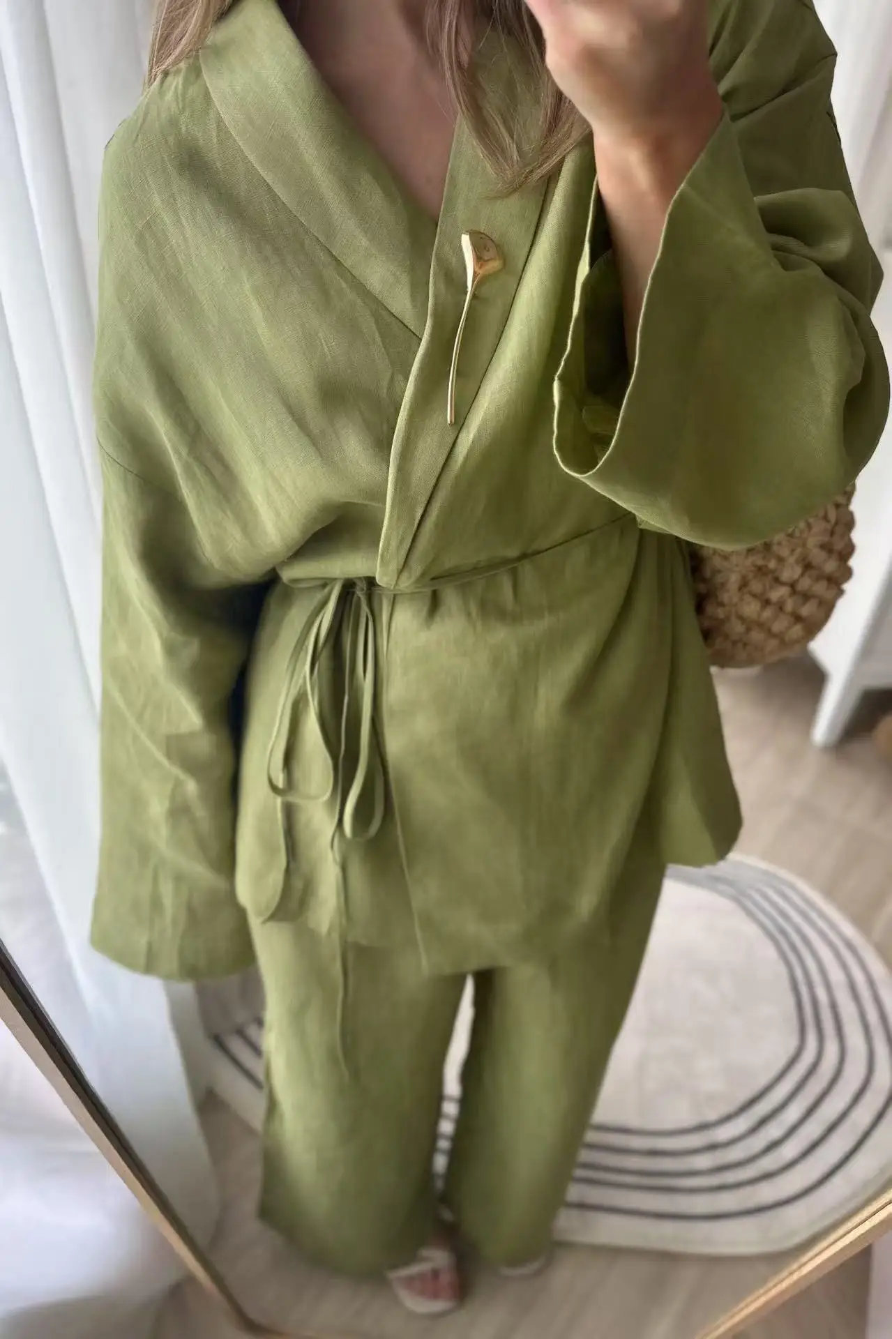 Women's Linen Two-Piece Set: Kimono Wrap Top & Wide-Leg Pants Olive