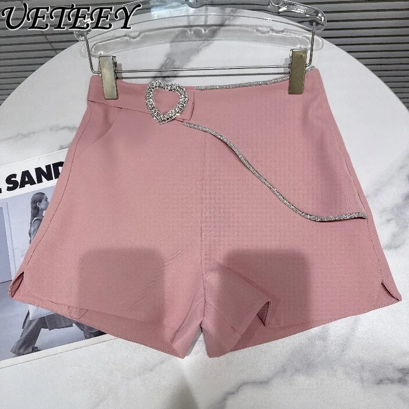 

Модные летние шорты-капри 2026 года с асимметричным краем и элегантной пряжкой со стразами для женщин