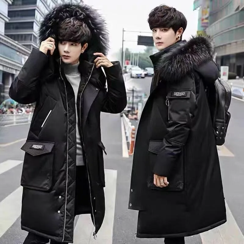 Una nueva moda, ropa de algodón blanco grueso, chaqueta para hombres y mujeres que realzan las rodillas, parejas de invierno, cálida, cómoda y a la moda