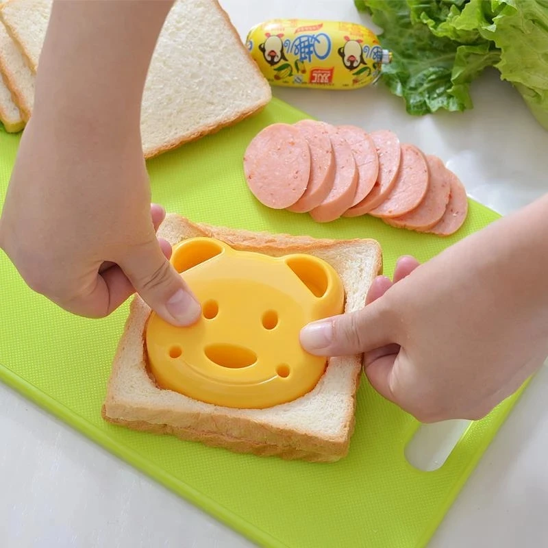 

Cute Kids Kitchen Breakfast Bear Sandwich Mold Bread Biscuit Embosser Cake Tool DIY Making Mold Household Making Accessories