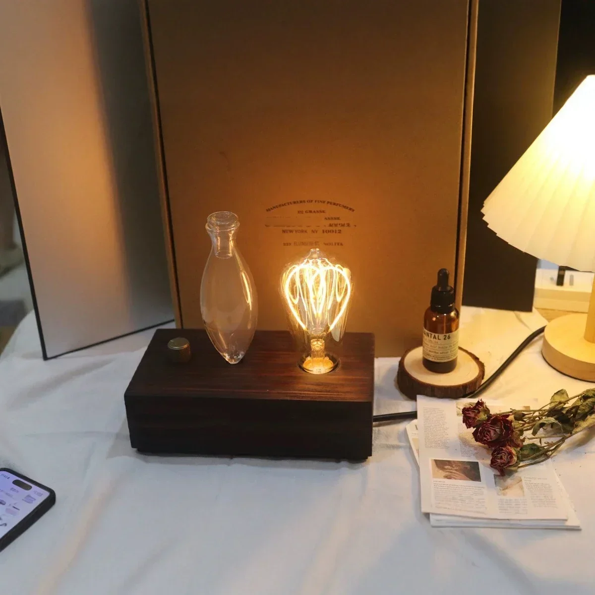 le la bo Essential Oil Diffuser Waterless Operated Aromatherapy Diffuser Home Office Wood and Glass Aroma Diffuser Scent Machine - Image 5