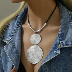 Europe and The United States Retro Double Round Piece Geometric Spiral Pattern Necklace Women Personalized Collarbone Chain