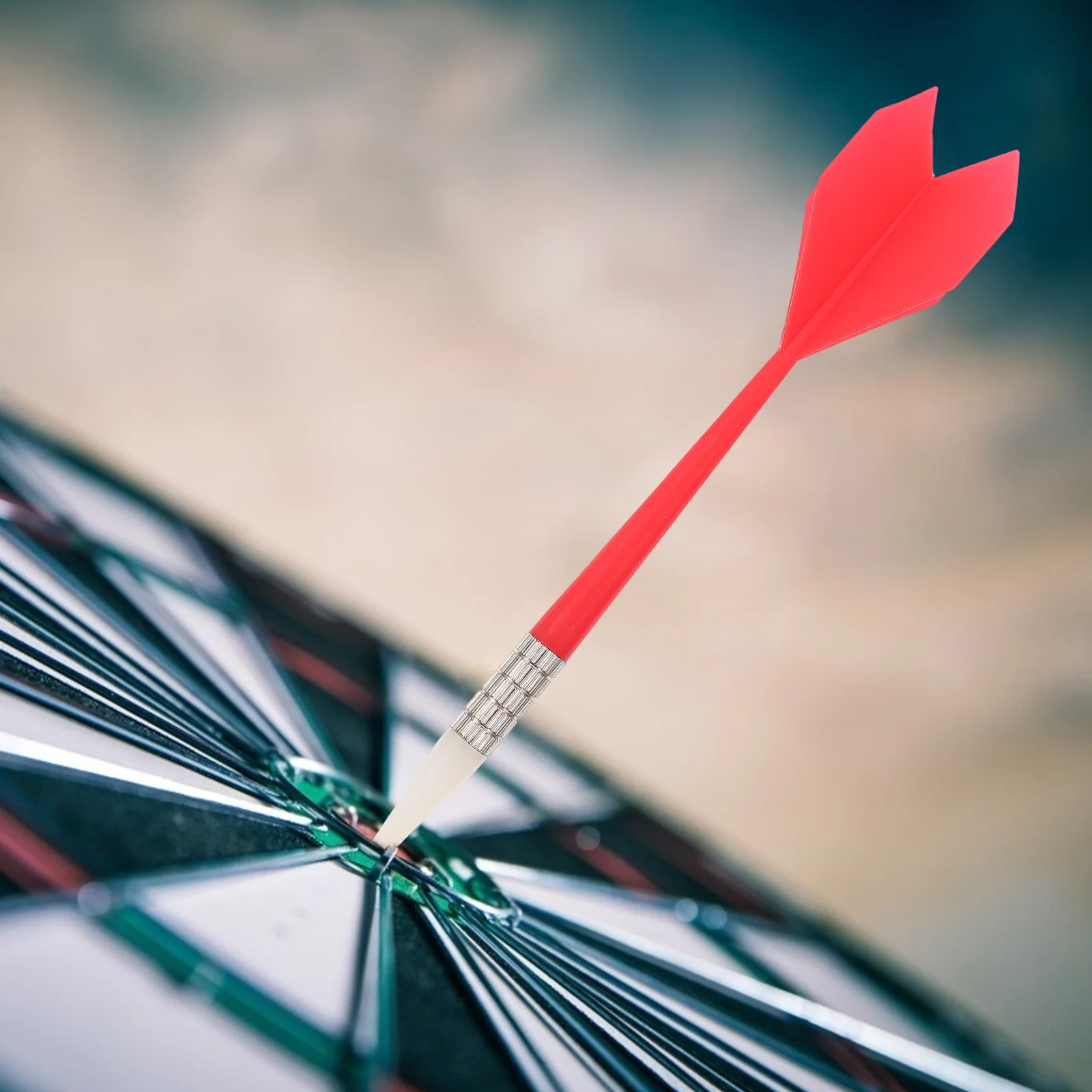 

6Pcs Dart Needles Plastic Tip Outdoor Indoor Game Copper Shafts Non Slip Stable Throwing Accessories for Entertainment