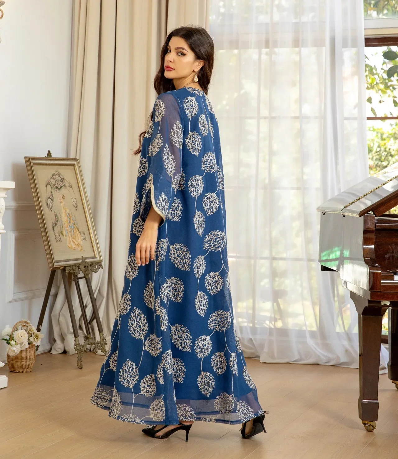 

Saudi Arabic Jalabiya Embroidery Diamonds Abayas for Women Muslim Evening Party Dress Dubai Kaftan Turkey Robe Islam Djellaba