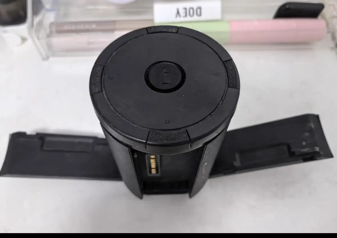 

85% новое оригинальное зарядное устройство Inspire 2/Ronin 2 Charging Hub Butler ​ Часть 08 для аккумулятора dji TB50/TB55 26,1 В 6,9 А постоянного тока