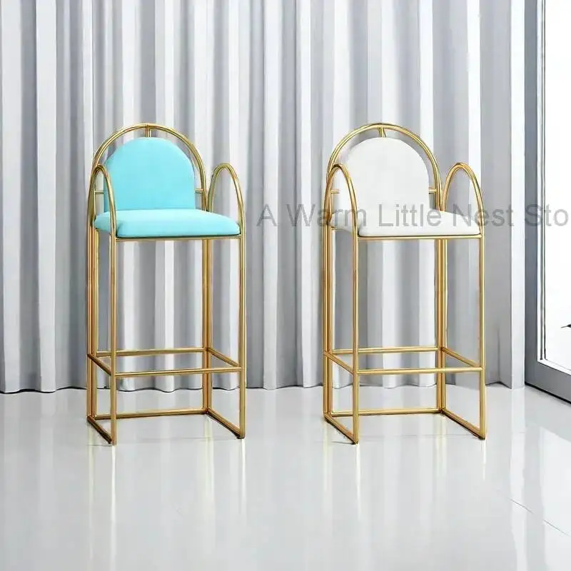 Lightweight Chair Salon Metal Waiting Garden Minimalist Chairs Nordic Bar Stools Luxury Taburetes Altos Cocina Design Furniture