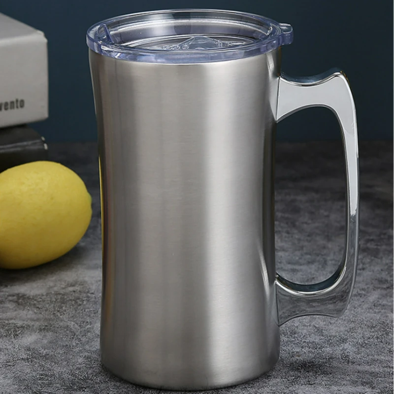 

20oz Large Capacity Stainless Steel Cup Double Wall Beer Mug with Handle Lid European American Vintage Beer Tumbler