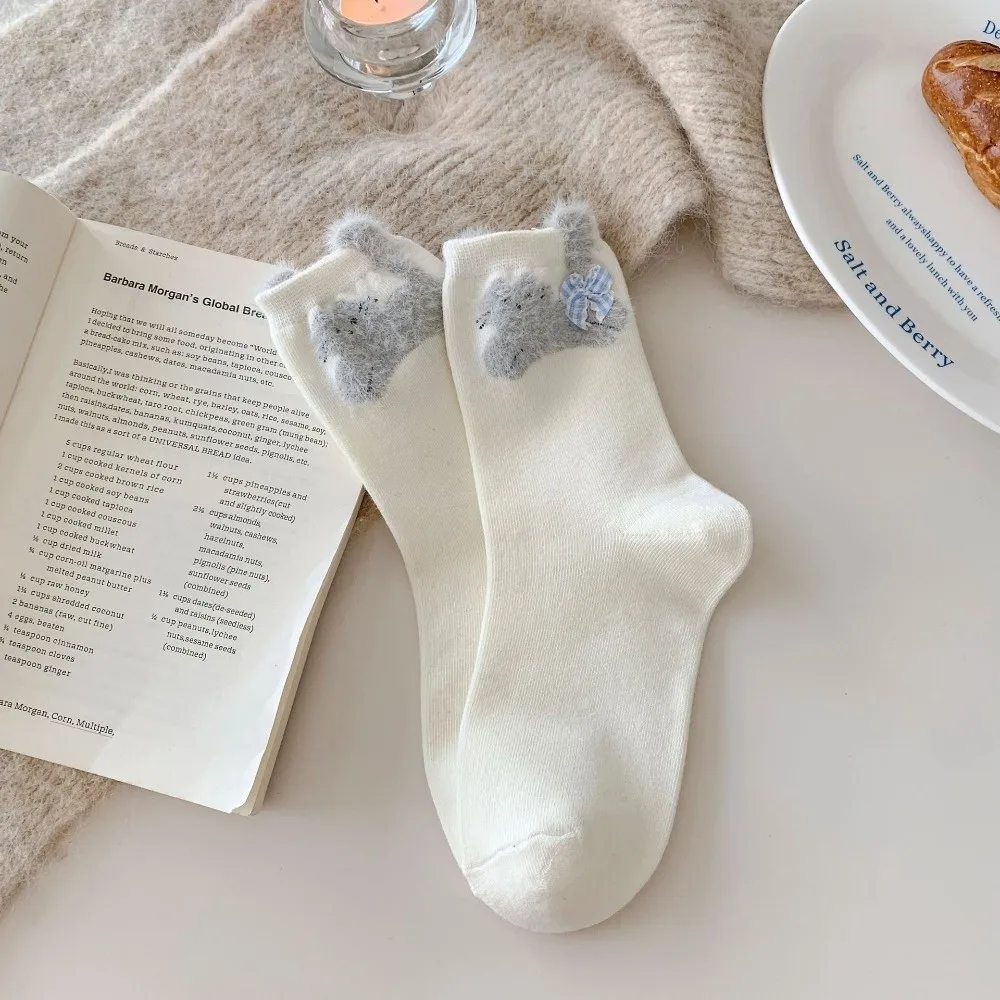 

Новые милые носки с бантом и рисунком котенка, впитывающие пот, повседневные носки средней длины, дышащие носки, осень-зима