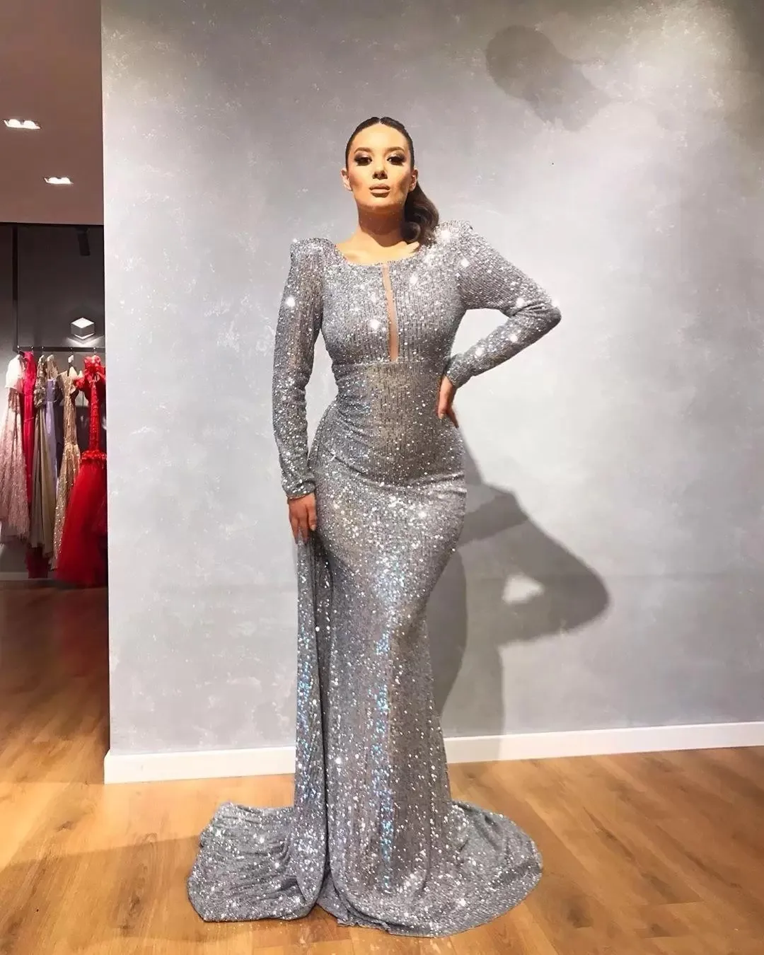 Arabic Middle East Gold Long Sleeves Mermaid Prom Dresses 2023 Red Sequined Black Girls Prom Wear Gowns Robes De Soirée Custom