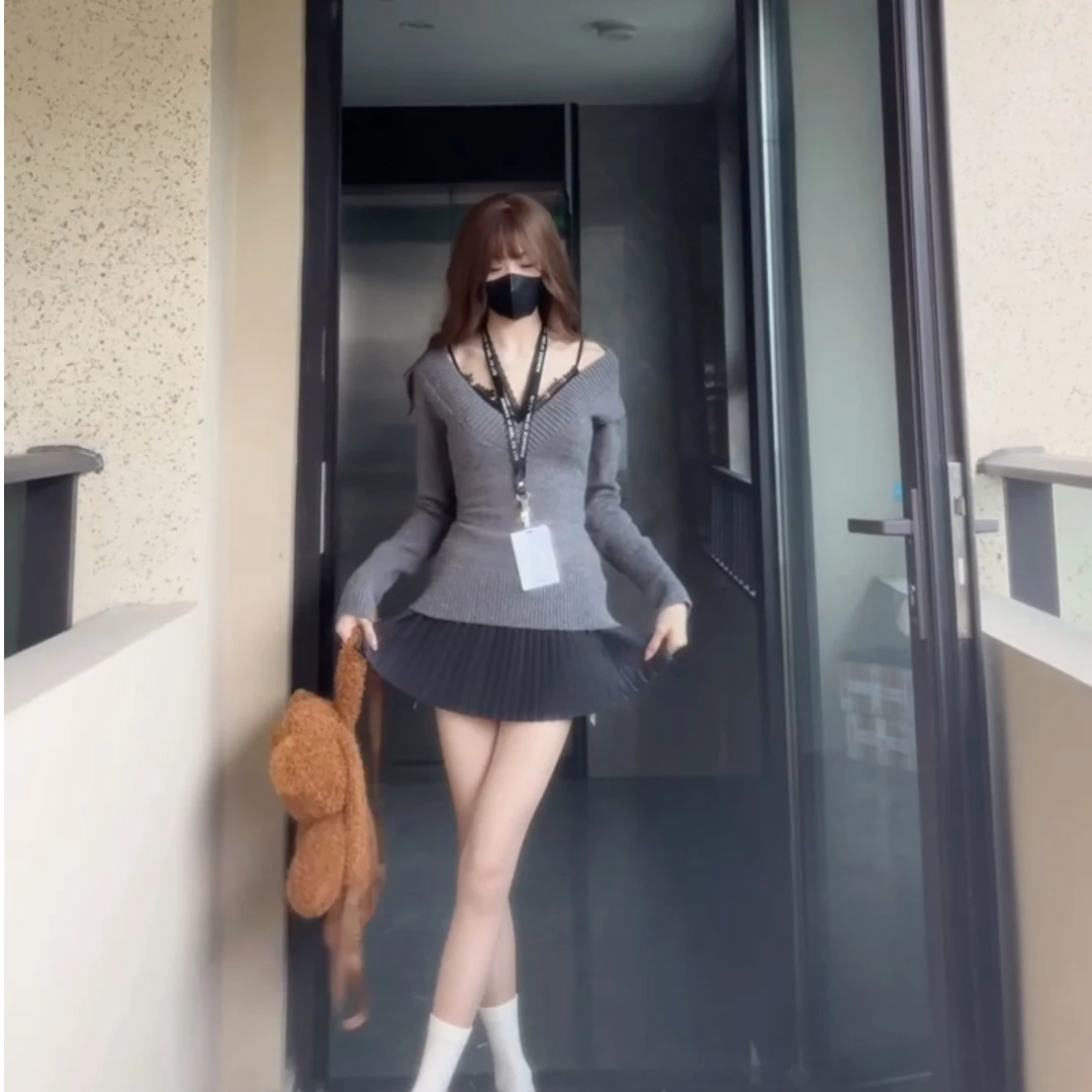 

Pullovers Womens For Ski Redesigned Design Updated Sunburst Shaped Illustration Sketching Drawing Inking Coloring Detailing 2026