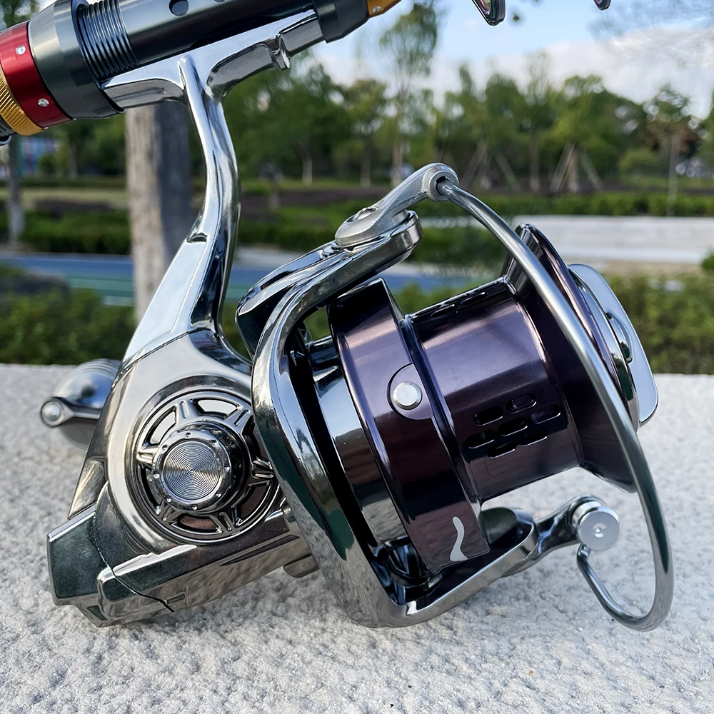 

Full Metal Spinning Reel 25KG Max Drag Power Sea Fishing Reel Anti-rust for Bass Pike Fishing 12000 Series