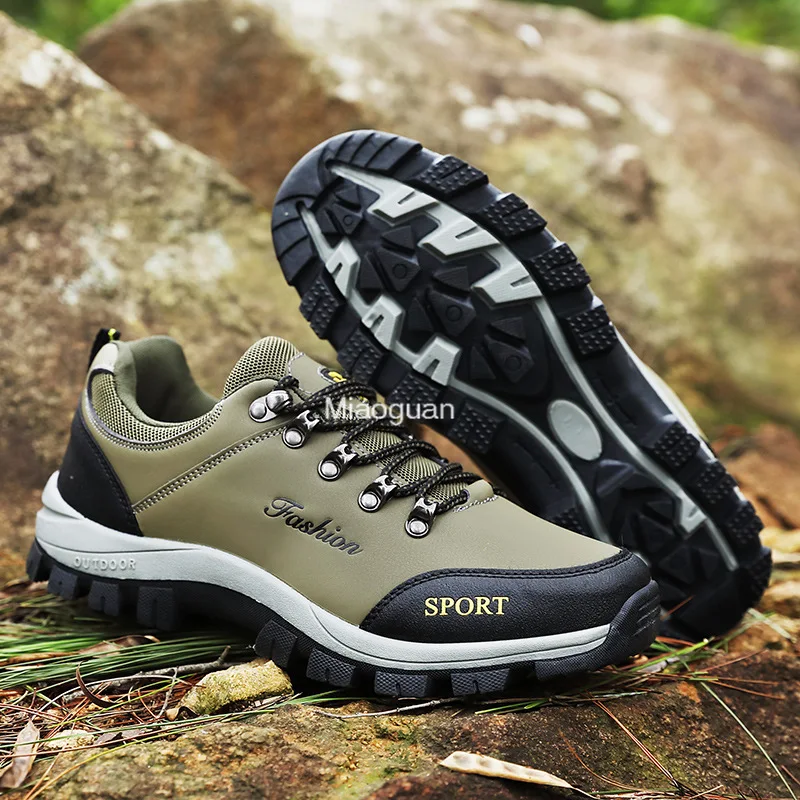 Outdoor Men Treking Shoes Breathable Climbing Hiking Sneakers Men Comfortable Autumn Winter New Casual Shoes Men Camping Shoes