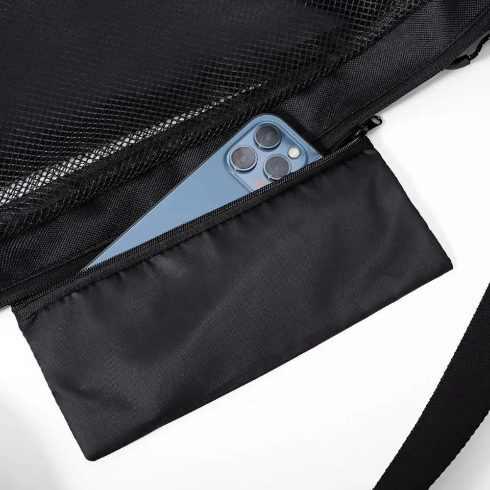 กระเป๋าตาข่ายบาสเก็ตบอลอเนกประสงค์ ระบายอากาศได้ ปรับได้ กระเป๋าใส่ลูกบอลเดี่ยวแบบพกพา พร้อมช่องซิป กระเป๋าสะพายไหล่สำหรับใส่ลูกกีฬา