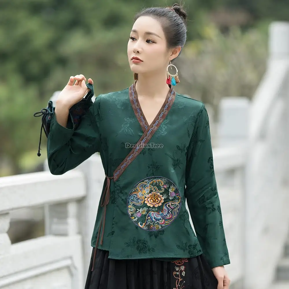 

2023 new chinese national retro style women v-neck long sleeve embroidery satin jacquard chinese style hanfu tang suit top t001