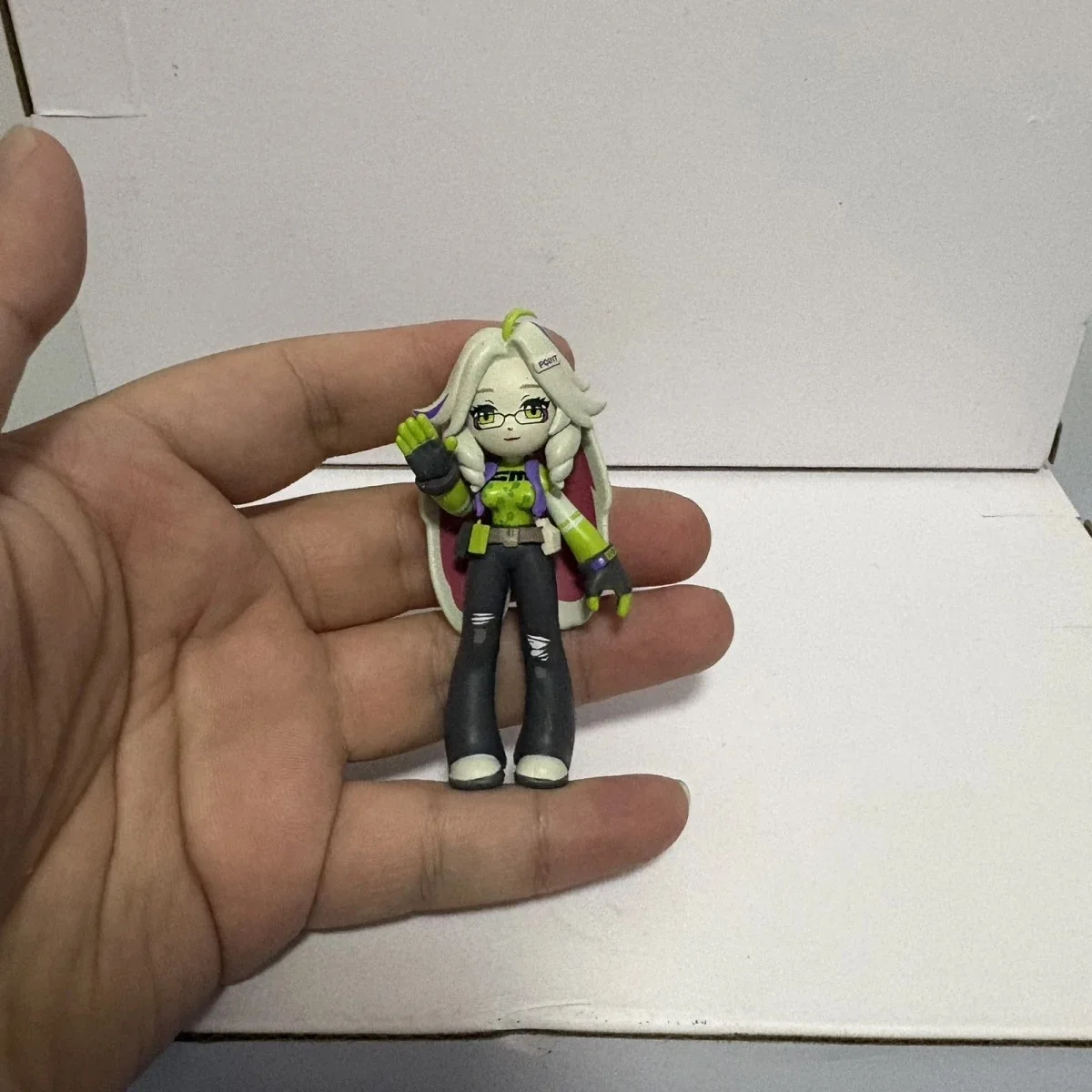 

New Ice and Fire Zone Zero Periphery Iyes PVC Doll Bang Cloth GK Shark Cloth Cosplay Desktop Ornament