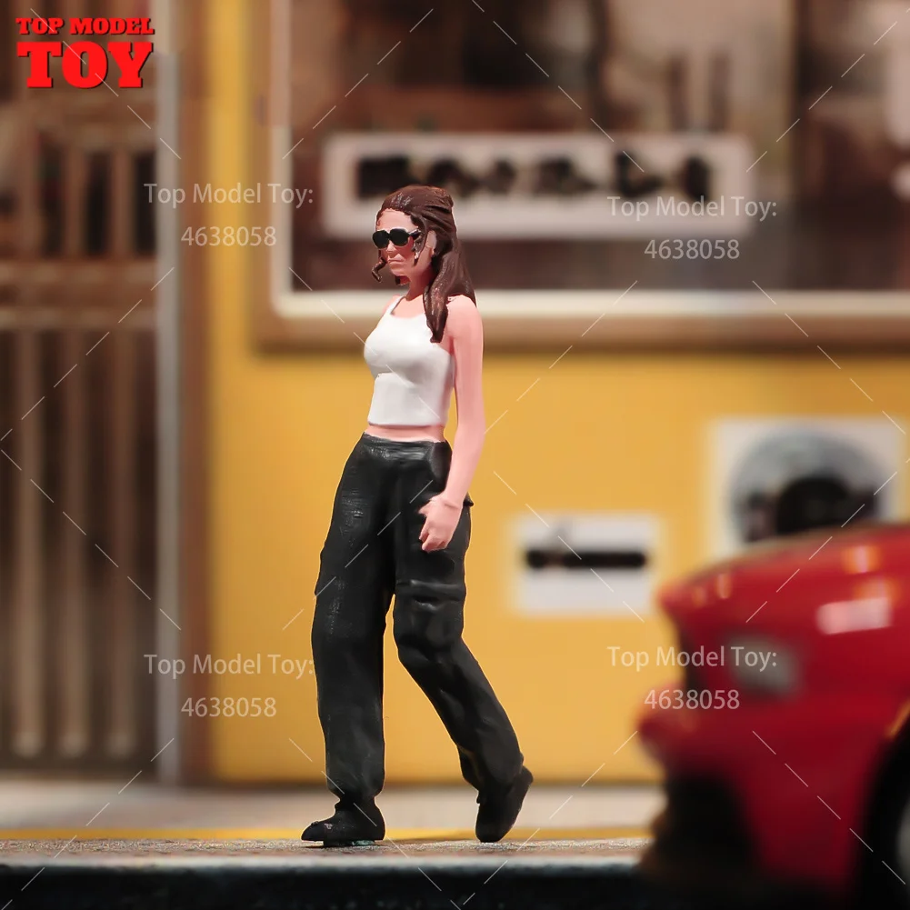 Painted Miniatures 1/24 1/64 1/43 1/87 1/18 Fashion Sunglasses Beauty Female Scene Figure Doll Unpainted Model For Car Vehicles