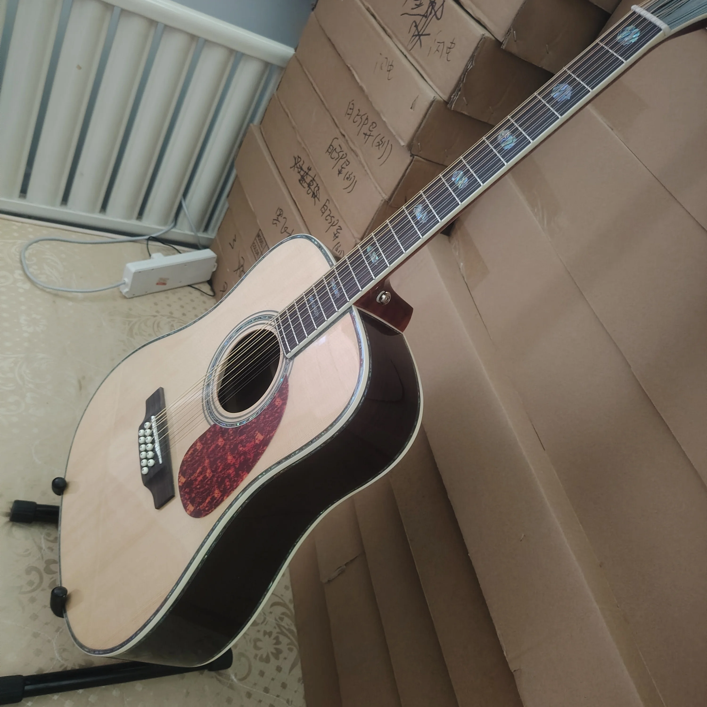 ¡CALIENTE! 41 pulgadas/301EQ/guitarra popular/parte superior de abeto sólido/diapasón de palisandro/20 columnas de sonido/guitarra eléctrica acústica de cuerdas MD12/