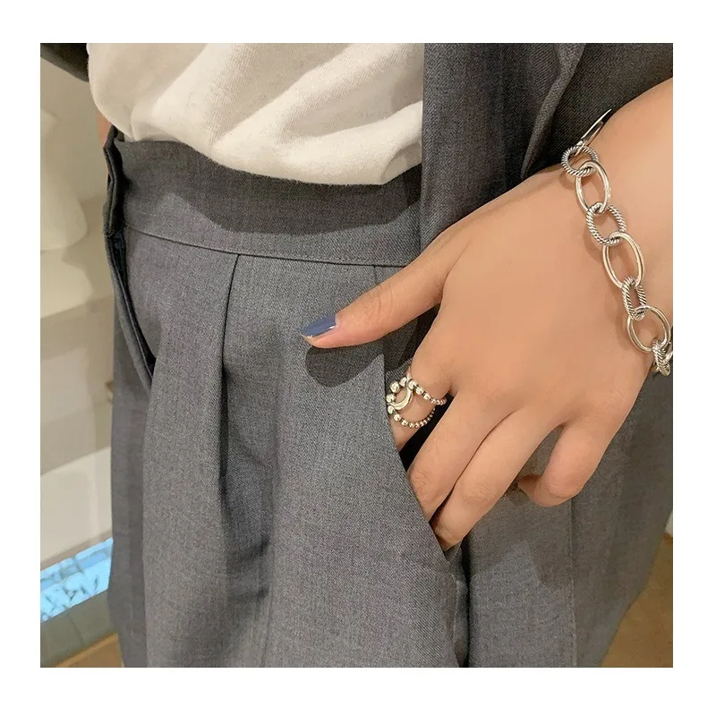 

Корейский ретро-браслет с массивной пряжкой в стиле индастриал, женский, простой, с индивидуальным дизайном, с переплетающимися кольцами, в стиле хип-хоп, модный и универсальный