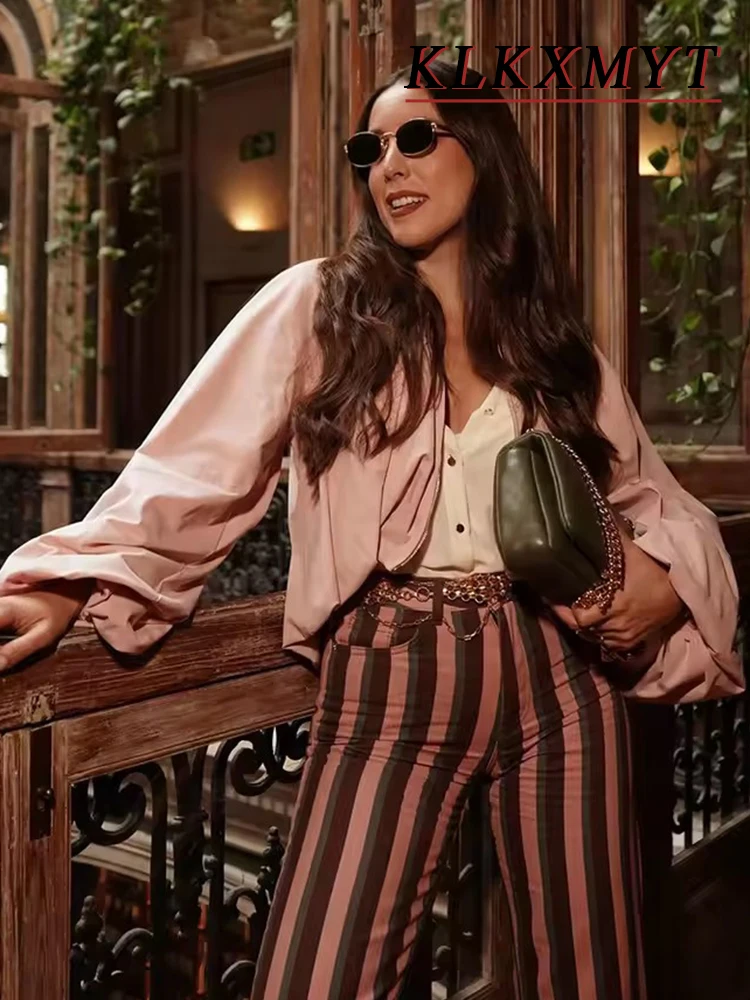 

Women's Fashion Pilot Jacket With Bat Sleeves and Zipper Women Casual Top 2026 Long Sleeve Loose Bomber Coats