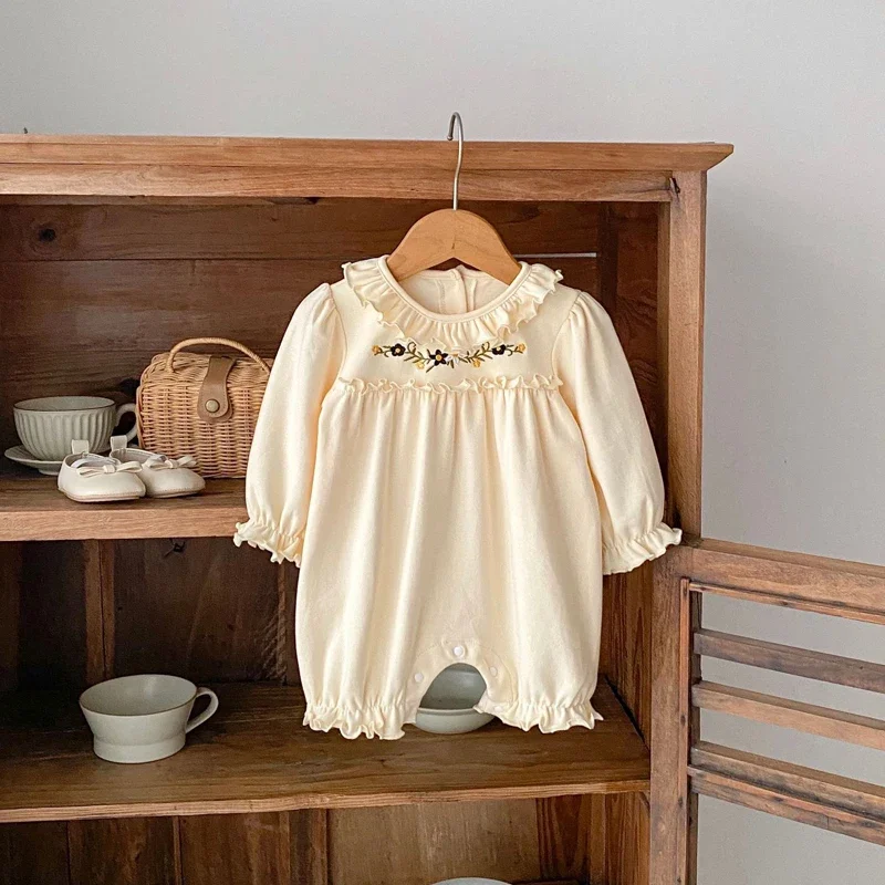 Autumn Spring 2024 Newborn Baby Girl\'s Romper with Embroidered Leaf Collar Long Sleeve Loose Cotton Infant Romper Jumpsuit