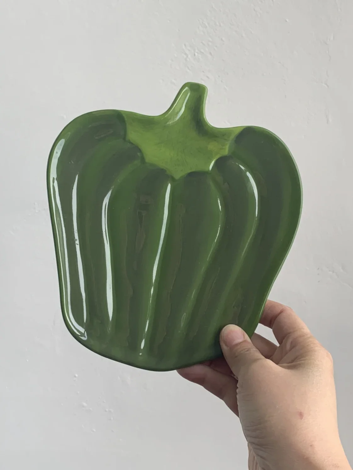 Make cute red pepper green pepper ceramic plate cold dish plate