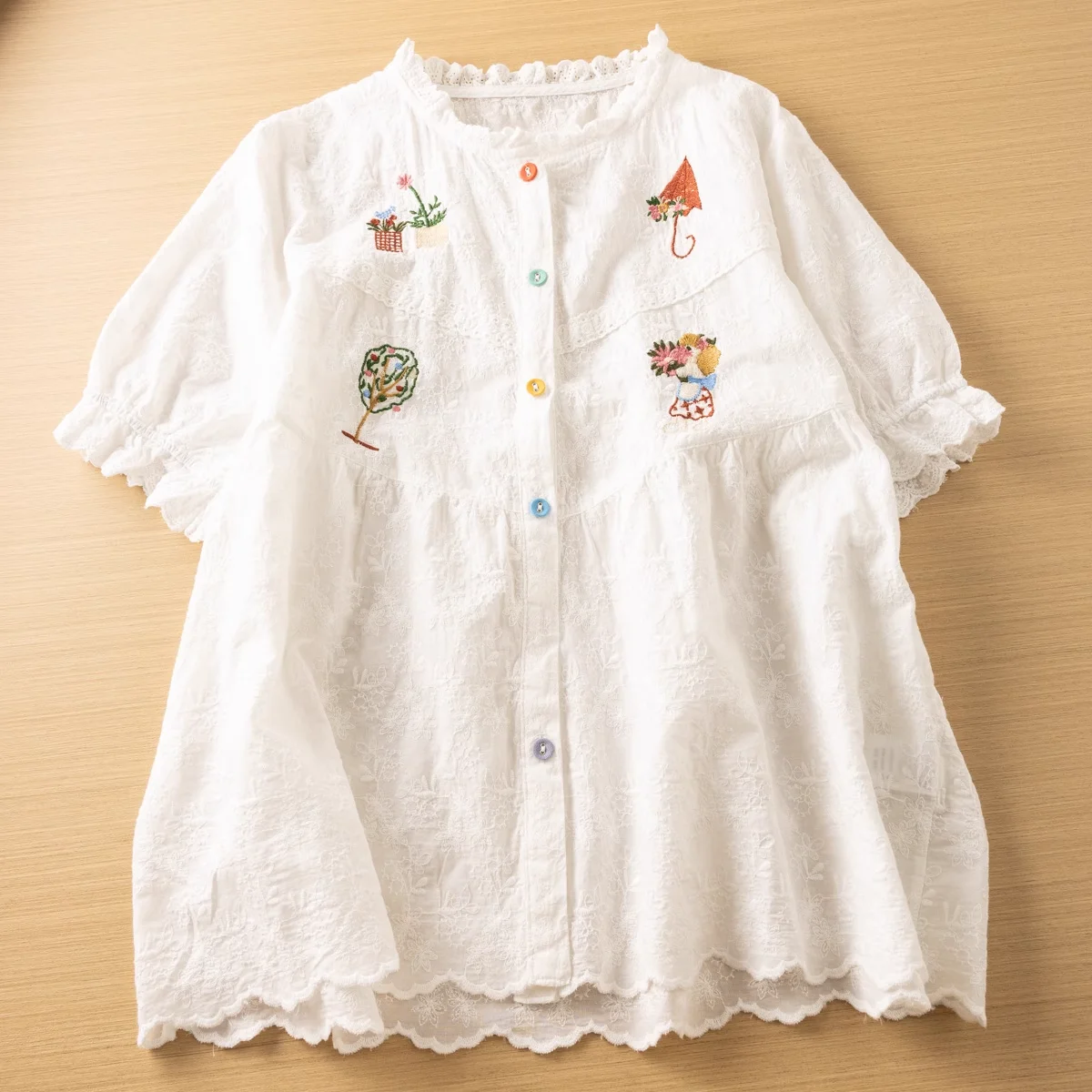 Mori kei clothing Japan style sweet umbrella embroider shirts and blouses cotton tops Japan mori girl white beige shirts lolita