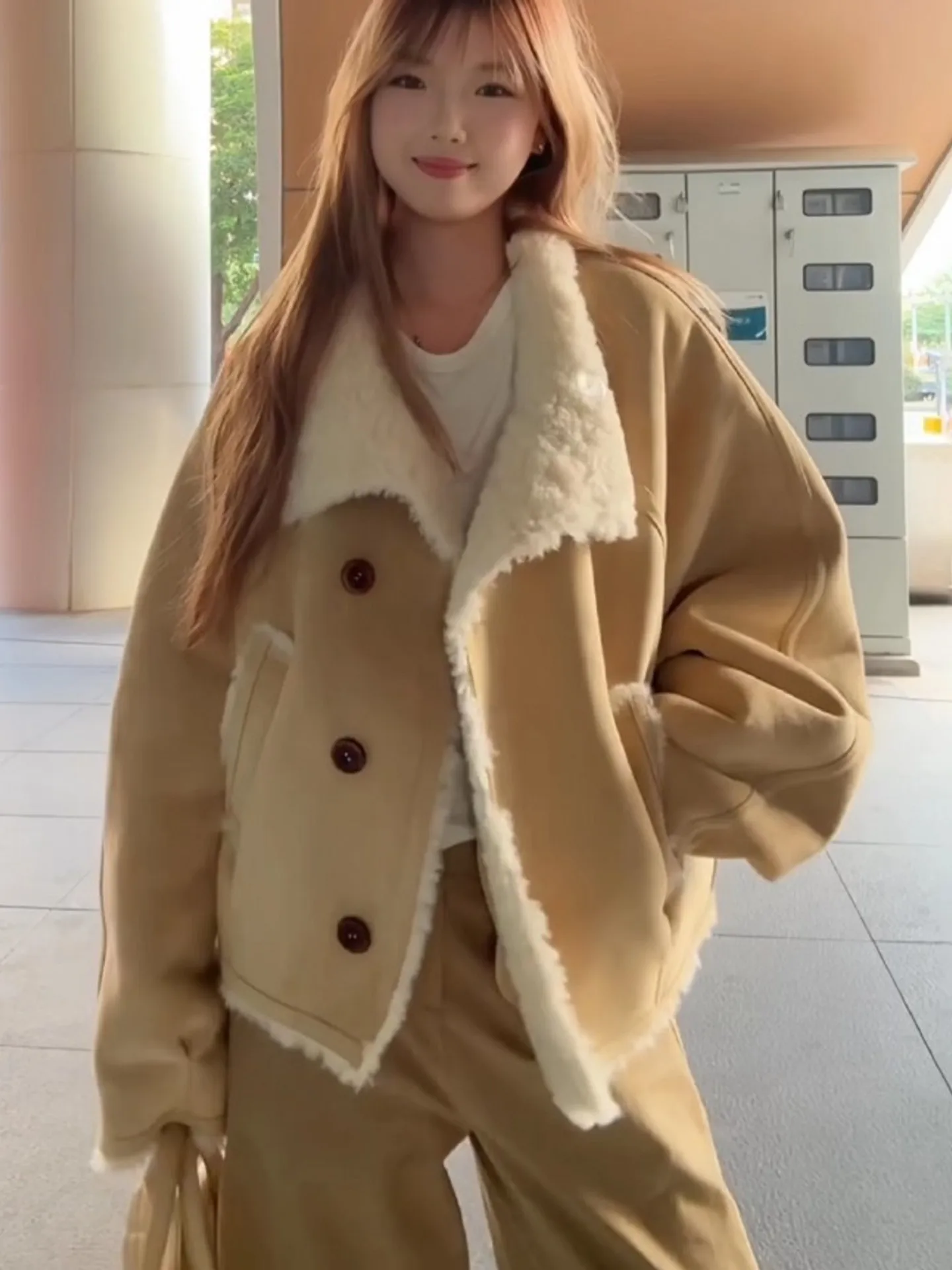 الكورية Sle ort Fce اصطف فرو الضأن Jaet المرأة الخريف الشتاء ثي الدافئة قطنية عالية الجودة الجلد والشعر متكاملة Faiona...