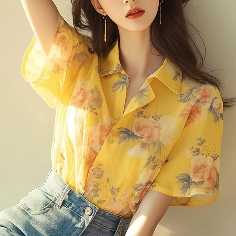 2024 Summer New Floral Blouses Women\'s Flattering Chic Retro Spliced Printed Polo-Neck Single-breasted Short Sleeve Shirts Tops