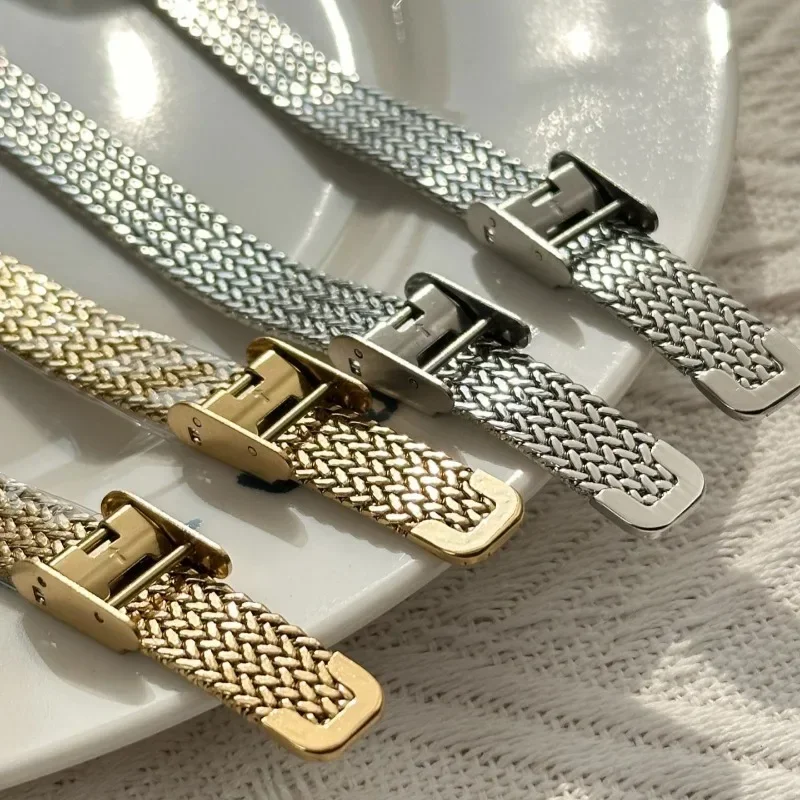 العلامة التجارية الجديدة ساعة كوارتز للنساء هدية فاخرة البيضاوي الهاتفي حجر الراين ساعة قابل للتعديل الفولاذ المقاوم للصدأ حزام ساعات المعصم بالجملة