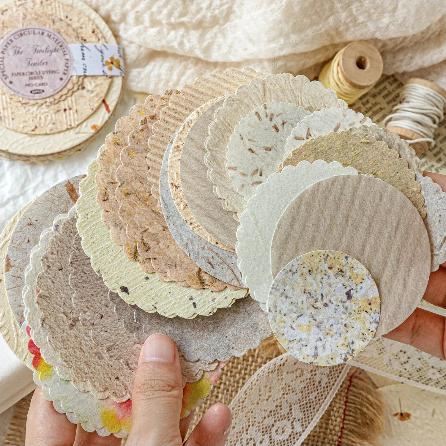 50 Stück Vintage Scrapbooking-Papier, Kawaii Art Junk Journal Deko-Aufkleber, runde Prägung, DIY-Materialpapier
