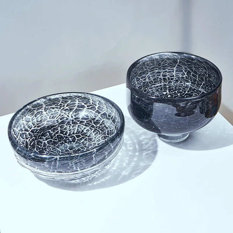 

Modern creative light luxury black cracked fruit plate tall crystal bottom living room floral fruit plate ornament flower ware
