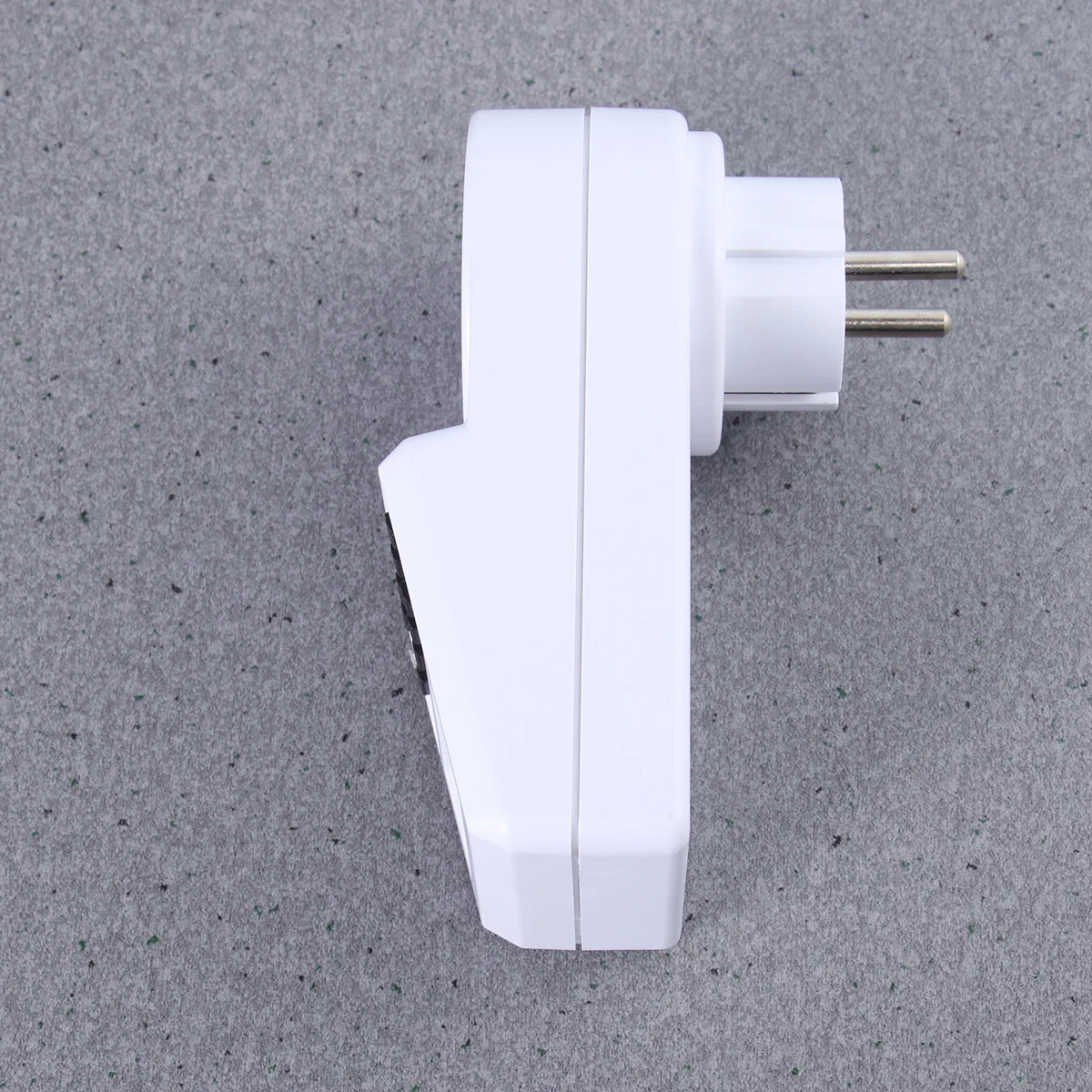 ปลั๊กไฟตั้งเวลาแบบดิจิตอลพร้อมมิเตอร์วัดพลังงาน ตรวจสอบแรงดันไฟฟ้า โหมดประหยัดไฟสำรอง โหมดประหยัดพลังงานในช่วงเวลากลางวัน