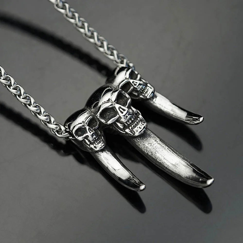 

Gothic Skull Stainless Steel Spike Pendant Necklace for Men's Fashion Punk Hip Hop Biker Skull Pendant Jewelry Gift Wholesale