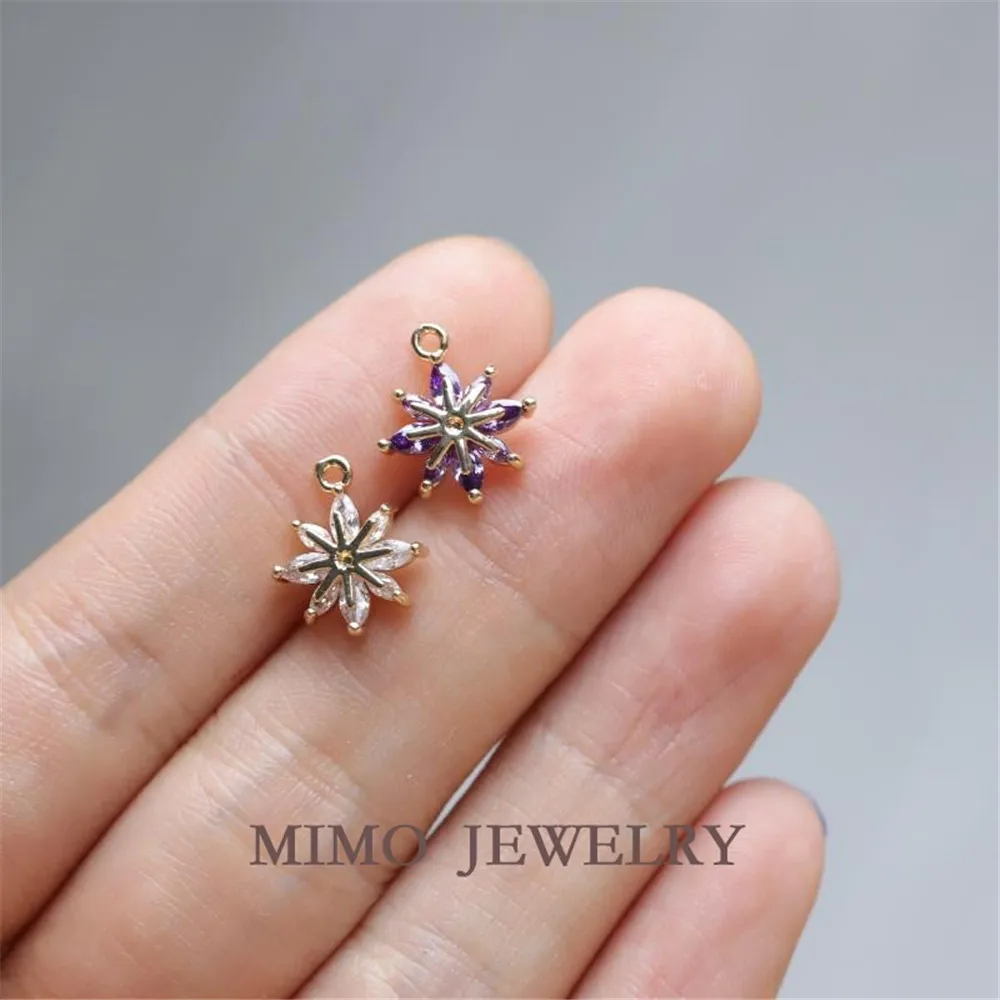 Copper-plated Real Gold, Fresh Little Daisy Small Flower Slightly Inlaid Zircon Pendant DIY Bracelet Handmade Charm Accessories