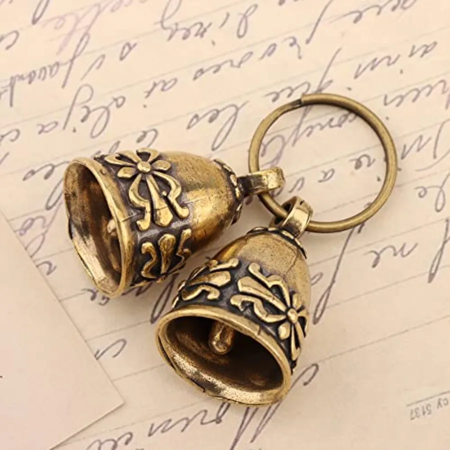 10 قطعة أجراس نحاسية نقية أجراس صغيرة مصنوعة يدويًا للحرف اليدوية أجراس الرياح لأجراس باب المنزل أو أجراس الديكور لتزيين الزفاف