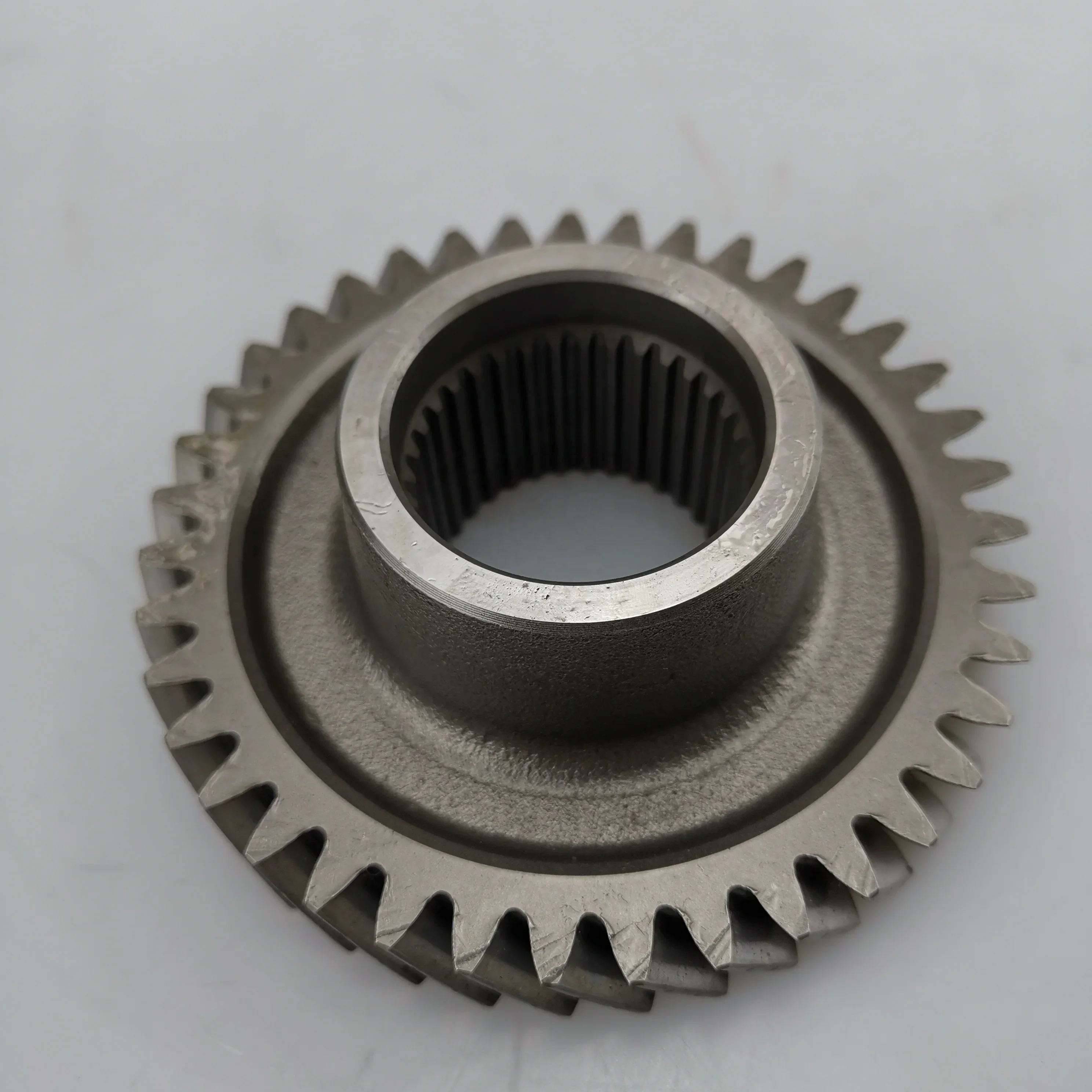 

SAIC MAXUS V80 original gearbox shift No. 3 output C00013877