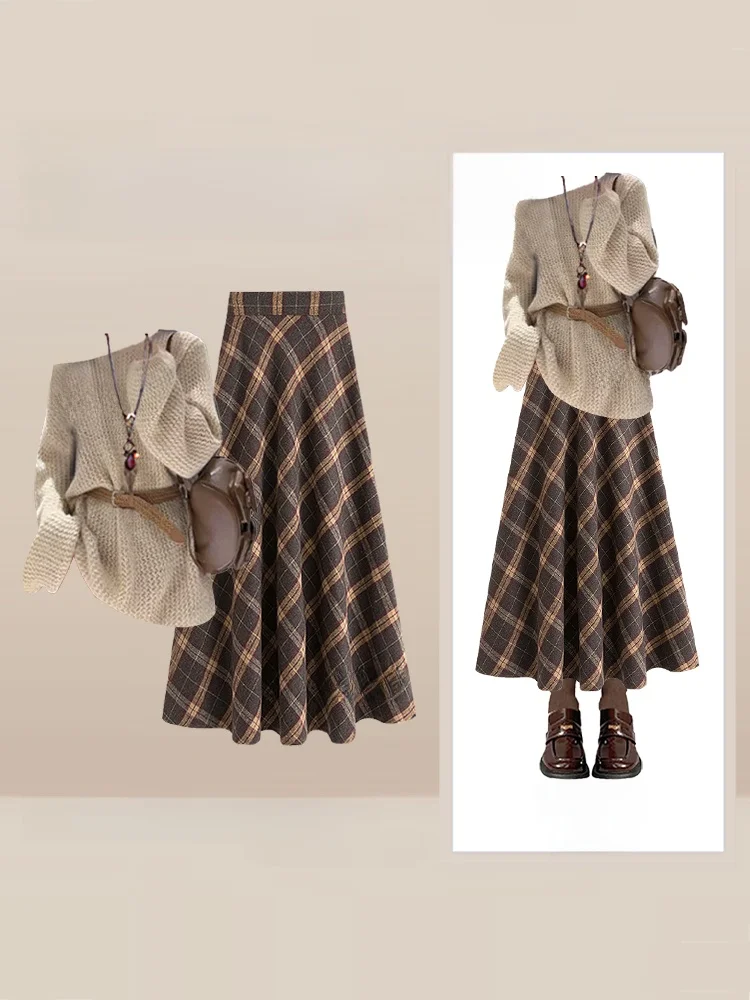 ชุดเซ็ตสองชิ้น เสื้อสเวตเตอร์ไหมพรมทรงหลวมสำหรับผู้หญิง ฤดูใบไม้ร่วง ฤดูหนาว กระโปรงลายสก็อตเอวสูง ดีไซน์ใหม่ สไตล์ลำลอง เสื้อสเวตเตอร์คอกลม