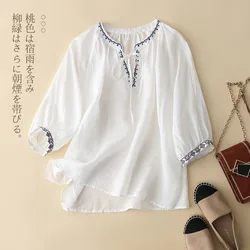 Summer 2024 Women New Cotton and Linen Embroidery V-neck 3/4 Sleeve T-shirt Frenulum Comfortable Loose Middle Age All-match Tops