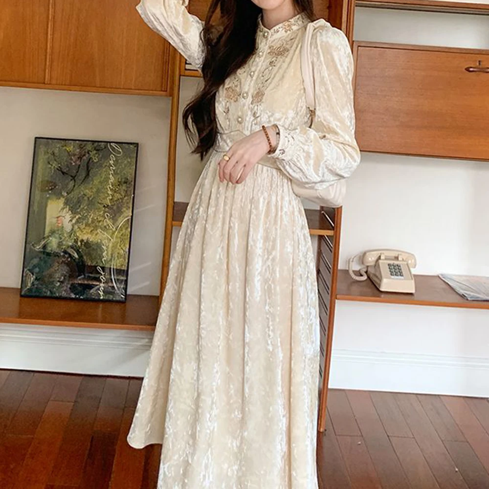 

2025 new spring new Chinese style round neck age reduction temperament high-end long-sleeved dress women's clothing thin skirt