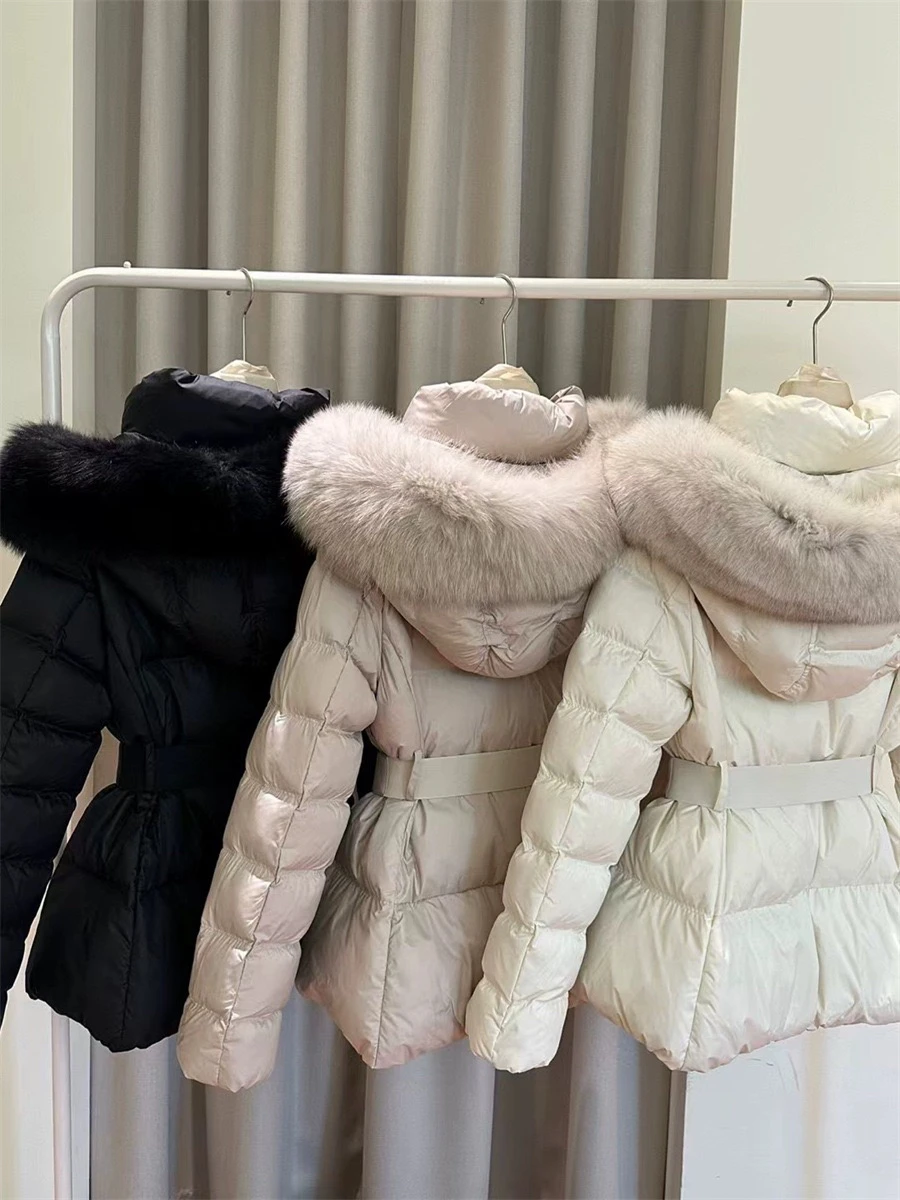 Jaet della nuova guerra di Capodanno! Doulej Winter 2025 Thiened Collo in pelliccia grande giù Jaet Faion Commute Sle da donna