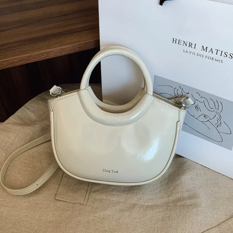 

Women Vintage Style Leather Tote Bag Luxury Designer Handbags Elegant Classic Fashion