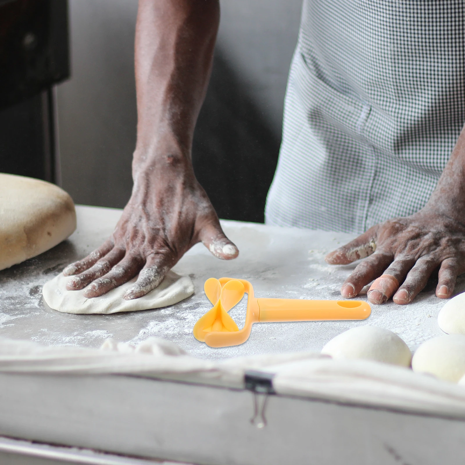 

Dumpling Skin Cutter Circular Dough Press Tool Easy To Clean Ergonomic Handle Kitchen Gadget For Home Restaurant Use